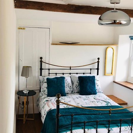 Mount Cottage Newcastle Emlyn Extérieur photo